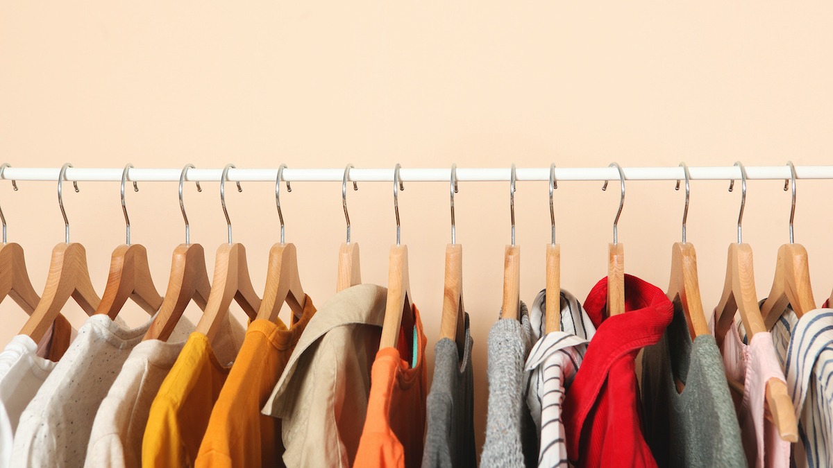 Как да се обличате за работа: 4 вида кодове за дрехи на офиса