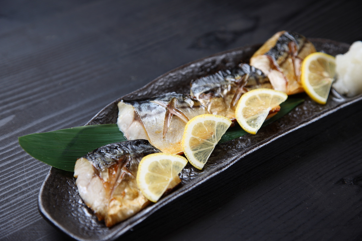Saba Shioyaki Rezept: Wie man japanische gegrillte Makrelen macht