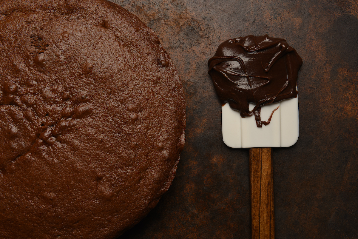 Jednoduchý recept na čokoládový piškotový dort