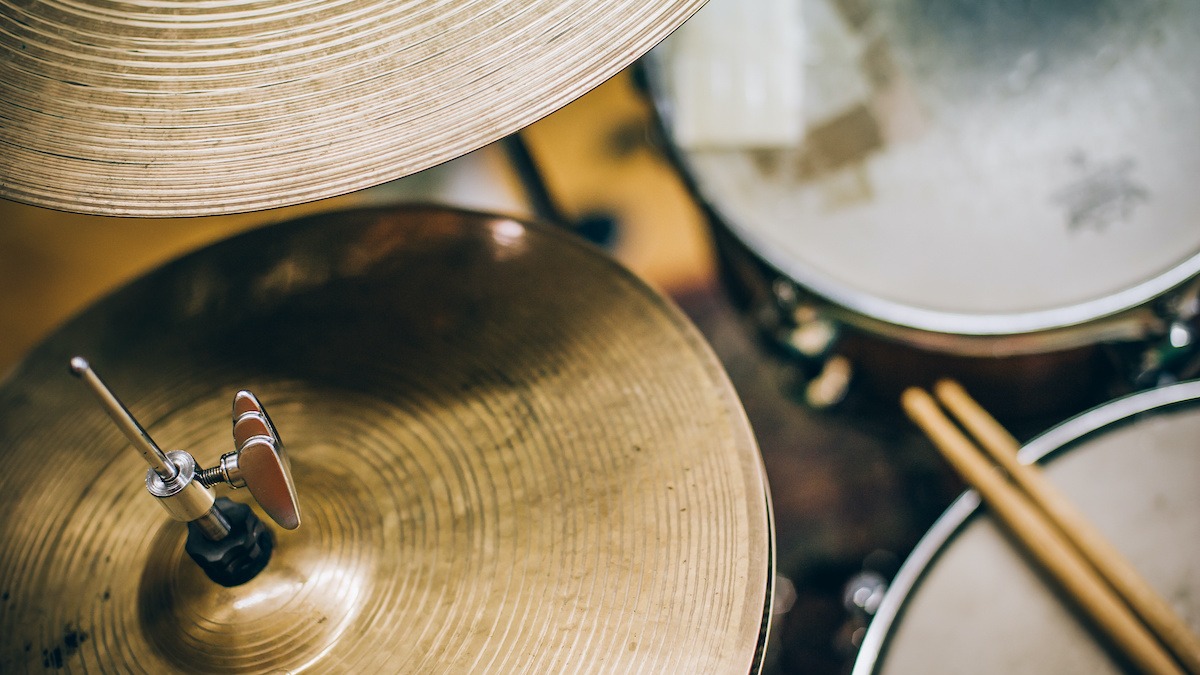 Πώς να συντονίσετε ένα Drum Kit σε 6 βήματα